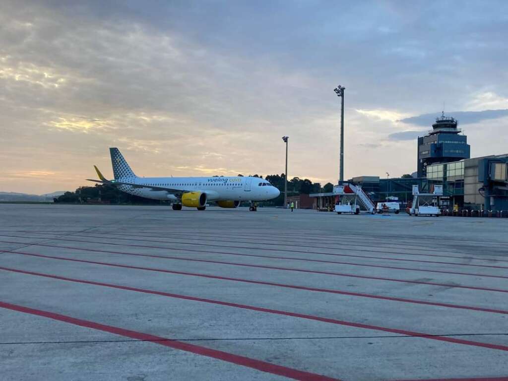 Vueling en el Aeropuerto de Seve Ballesteros-Santander (SDR)